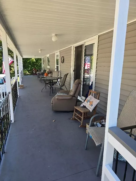 Millbury, MA 01527,39 S Main St