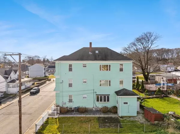 Fall River, MA 02721,1553 Rodman St