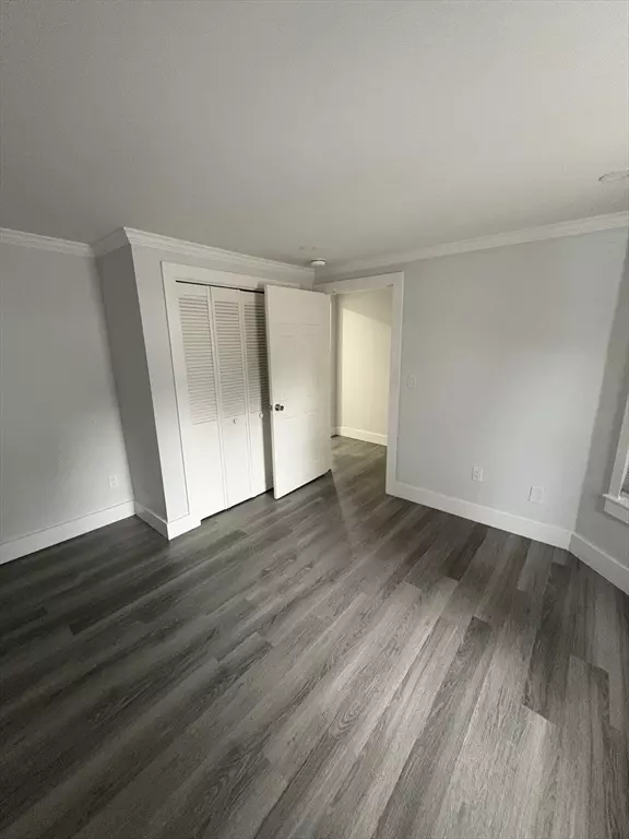 Dracut, MA 01826,23 Griggs Street #1