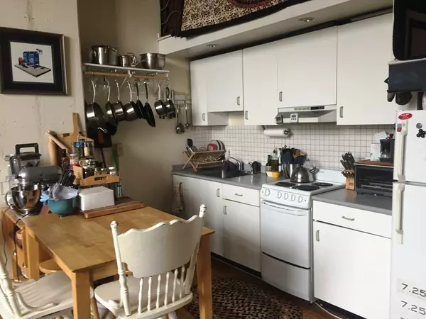 Boston, MA 02215,61 Brookline Avenue #226