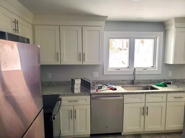 Sudbury, MA 01776,41 Easy St