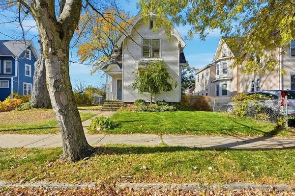 Holyoke, MA 01040,429 Pleasant St