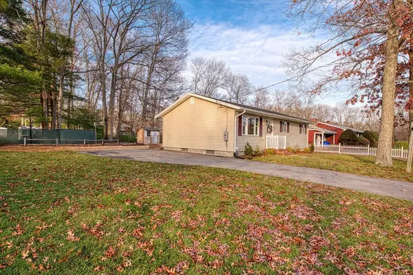 Taunton, MA 02780,20 Grand Avenue