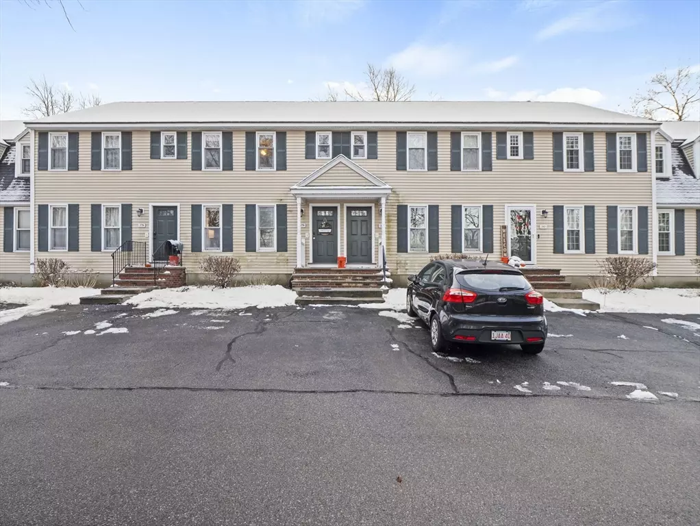 Lowell, MA 01852,20 Woodland Dr #379