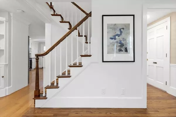 Hingham, MA 02043,38 Smith Rd