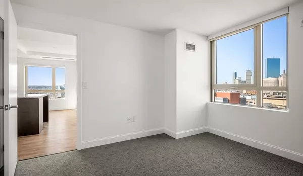 Boston, MA 02111,99 Kneeland St #601