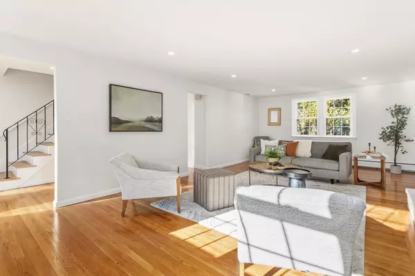 Saugus, MA 01906,29 Susan Dr