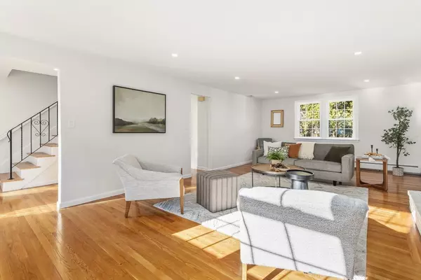 Saugus, MA 01906,29 Susan Dr