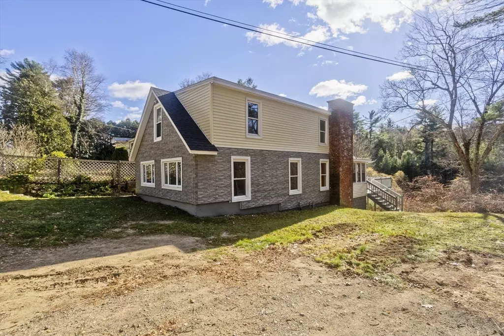 Palmer, MA 01069,8 Summit Dr