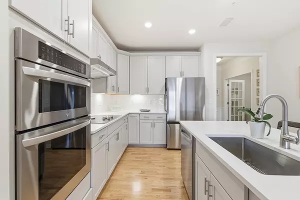 Sudbury, MA 01776,401 Emery Ln #304