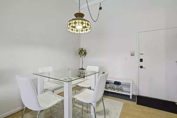 Boston, MA 02467,57 Broadlawn Park #4B