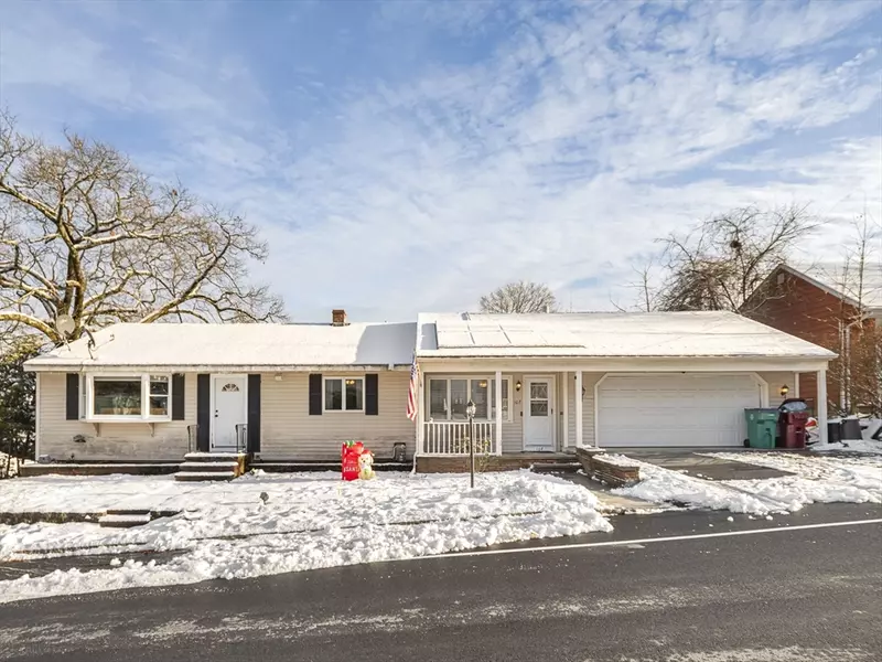 107 7th Ave, Lowell, MA 01854