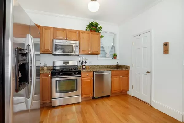 Boston, MA 02128,607 Bennington Street #1