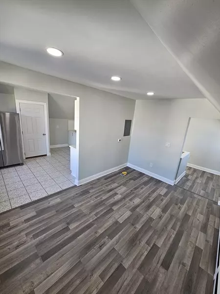 46 Dennis #3, Boston, MA 02119