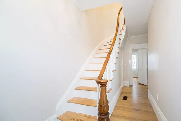 Natick, MA 01760,2 Yuba Pl #2