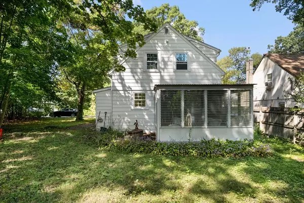 Norton, MA 02766,15 Rock Lane