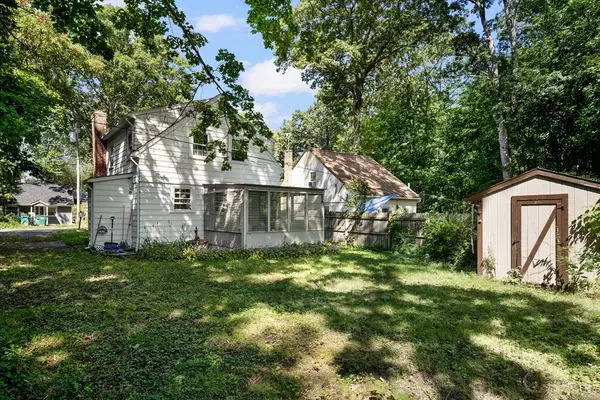 Norton, MA 02766,15 Rock Lane