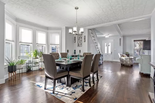 Clinton, MA 01510,459 High St