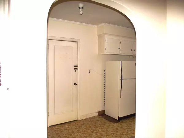 Quincy, MA 02169,10 Presidents Ln #10