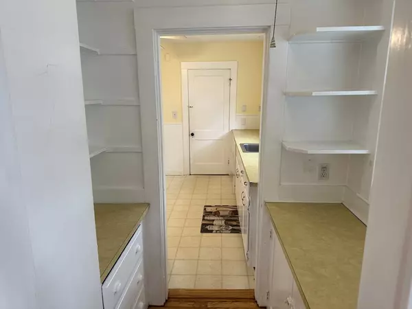 Belmont, MA 02478,21 Wiley Road #21