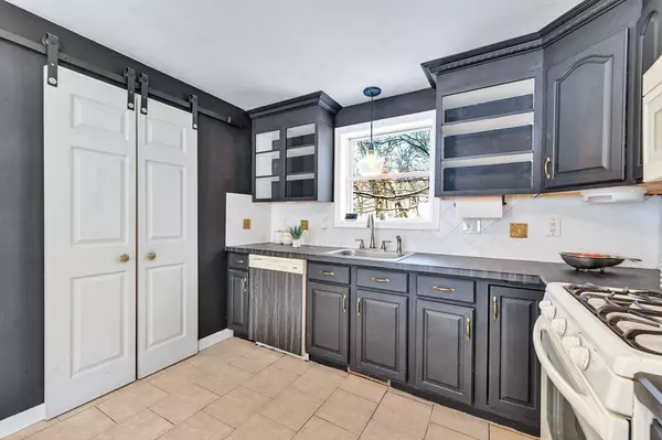 Dracut, MA 01826,173 Brook St