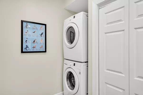 Newton, MA 02456,79 Chestnut St #2