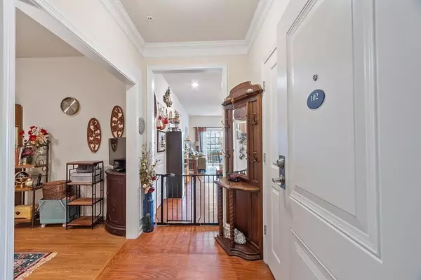 North Reading, MA 01864,200 Martins Lndg #102