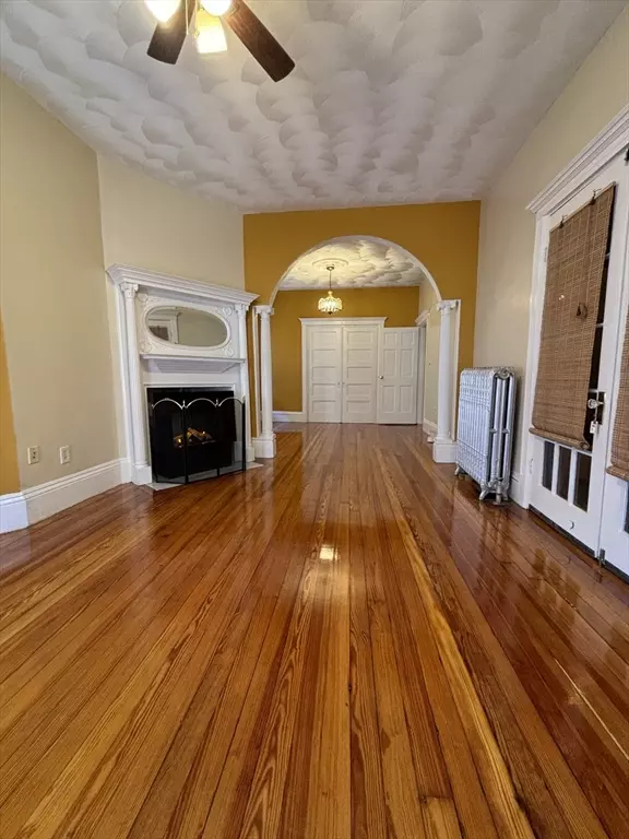 118 Harrishof #2, Boston, MA 02121