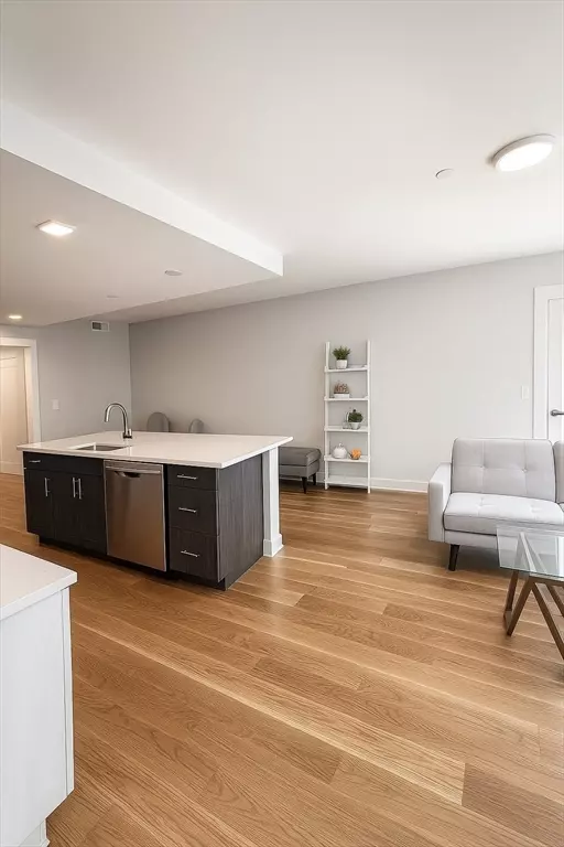 Boston, MA 02128,98 Prescott St #3b