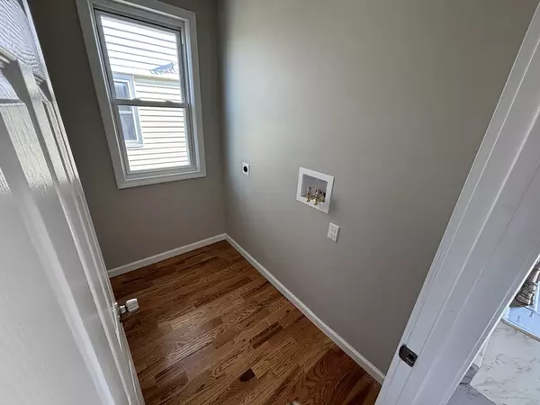 Chicopee, MA 01020,5 Margaret #1