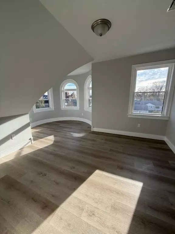 Fall River, MA 02720,72 Belmont #3 Front