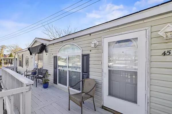 Wareham, MA 02558,45 Kins Court