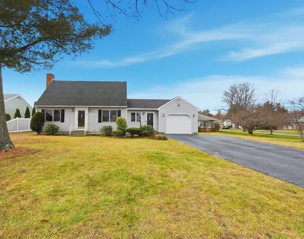 10 Woodcrest Road, Springfield, MA 01129