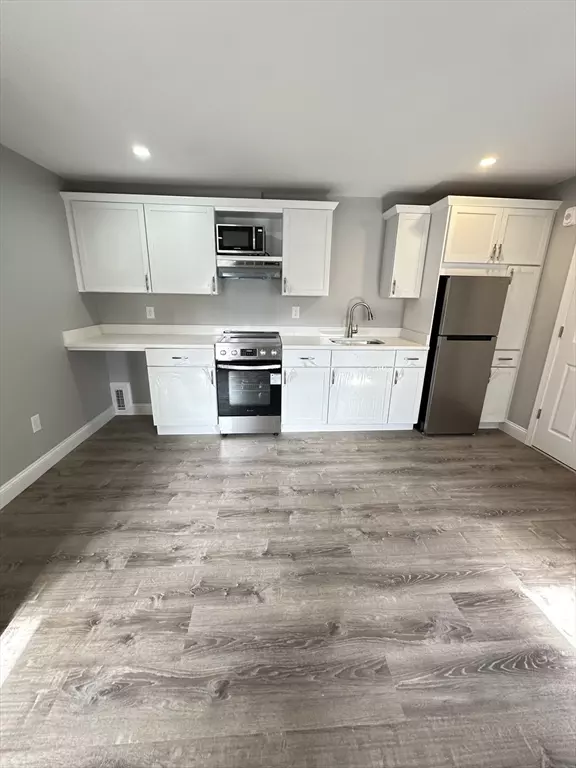 6 Monroe Street #315, Salem, MA 01970