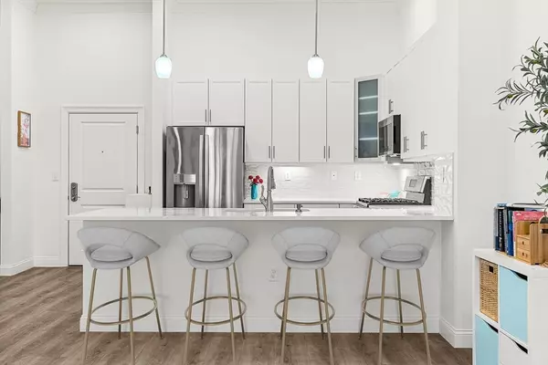 Medford, MA 02155,320 Middlesex Ave #E403