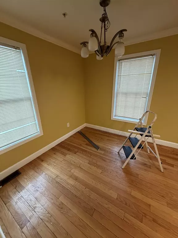 Lynn, MA 01902,131 N Common St #A