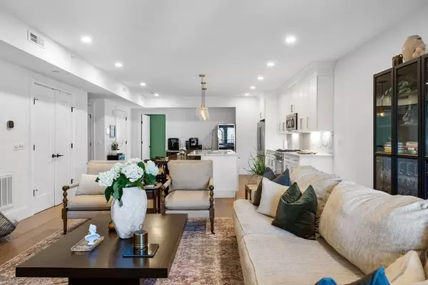 Boston, MA 02127,258-260 W 3rd St #1