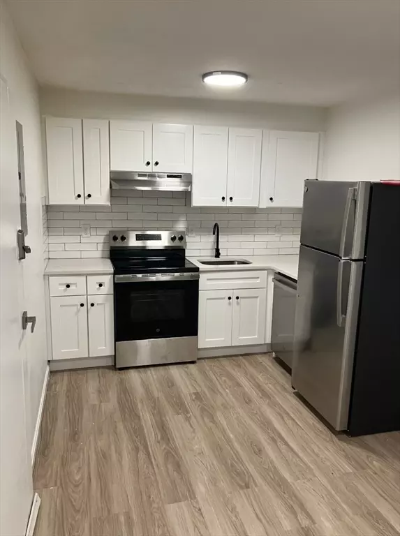 Weymouth, MA 02188,31 Vine St #36