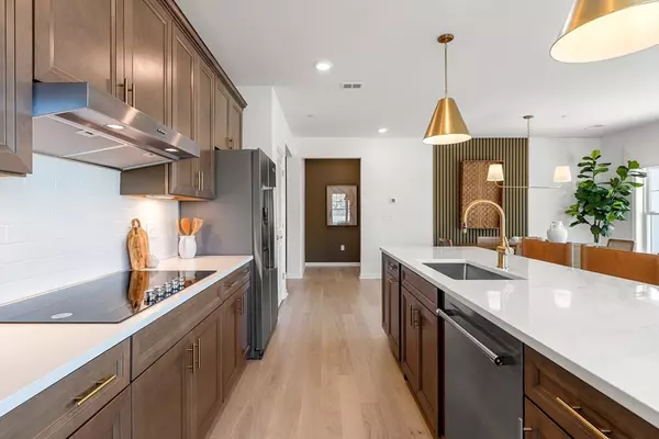 North Reading, MA 01864,320 Martins Landing #107