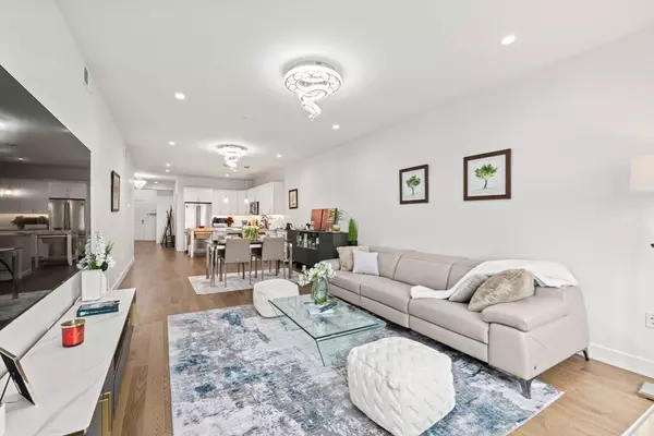 9 Independence Ave #307, Braintree, MA 02184