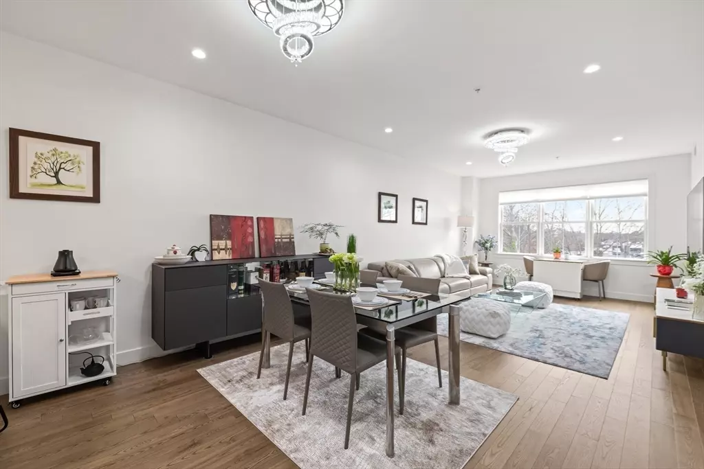 Braintree, MA 02184,9 Independence Ave #307