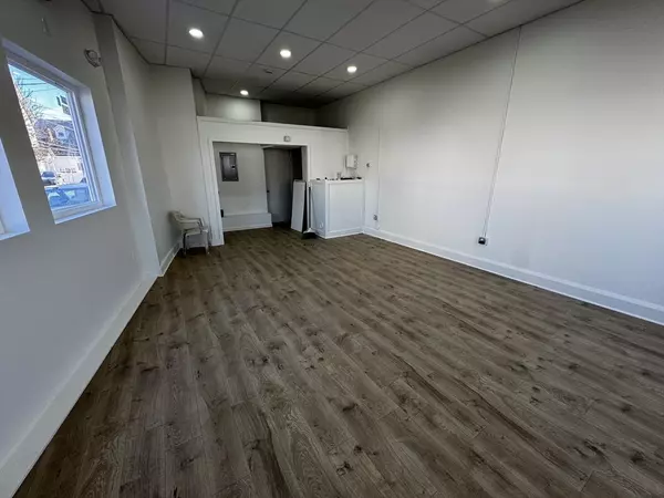 Lynn, MA 01905,880 Western Ave