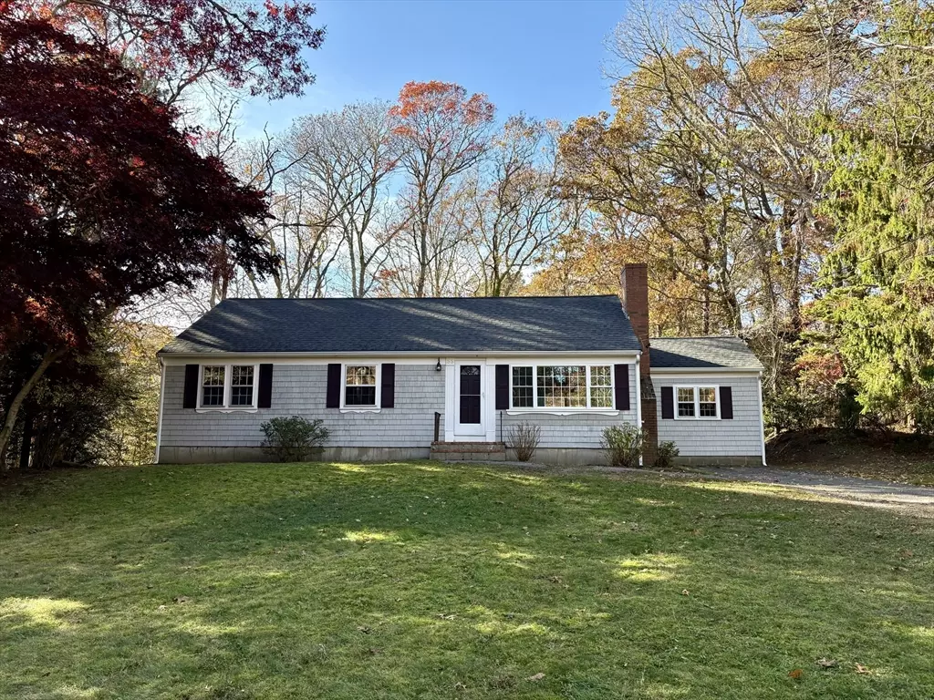 Barnstable, MA 02632,55 Chickadee Ln