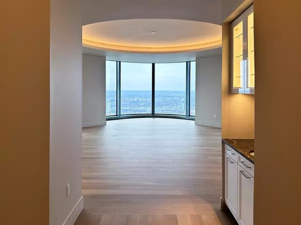 Boston, MA 02115,1 Dalton Street #5301