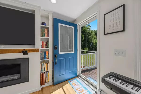 Barnstable, MA 02655,435 Old Mill Road