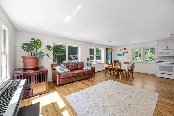 Barnstable, MA 02655,435 Old Mill Road