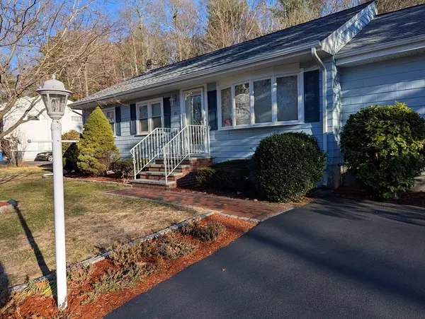 Burlington, MA 01803,19 Carey Ave