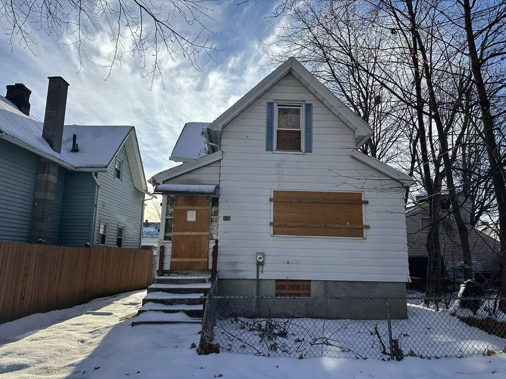 Springfield, MA 01107,196 Massasoit St