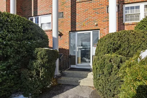 Northborough, MA 01532,39 Pleasant Street #7