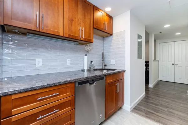 Cambridge, MA 02141,8-12 Museum Way #312